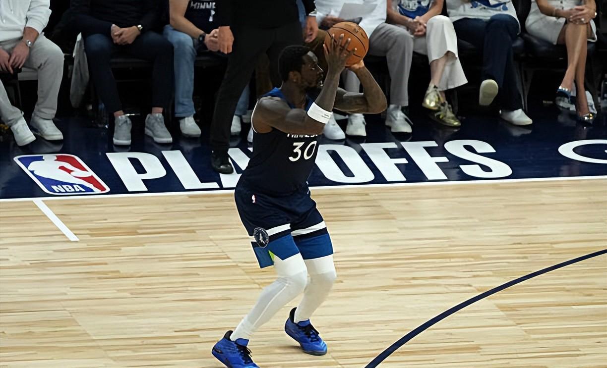 九游网页版-关于今晨明尼苏达森林狼备战欧篮联，状态回暖细节曝光，球迷炸锅，轮换策略成焦点的信息